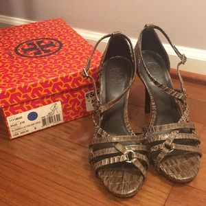 Last call!! Tory Burch Elizabella Heels